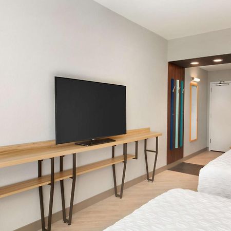 Tru By Hilton Cheyenne Hotel Bagian luar foto